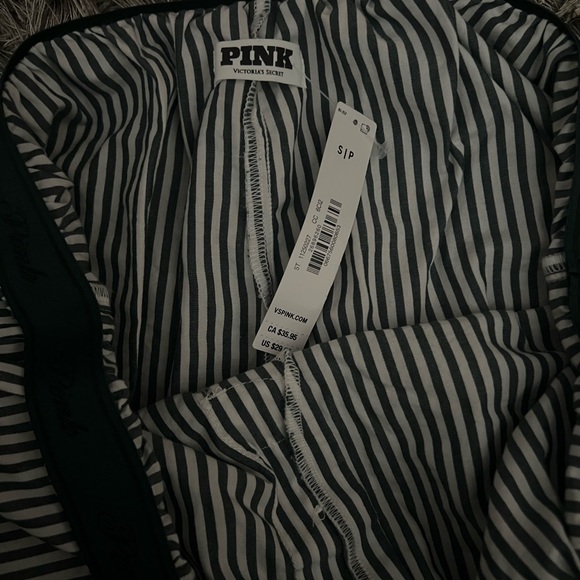 Pink Victoria secret lounge/ sleep set - Picture 3 of 7